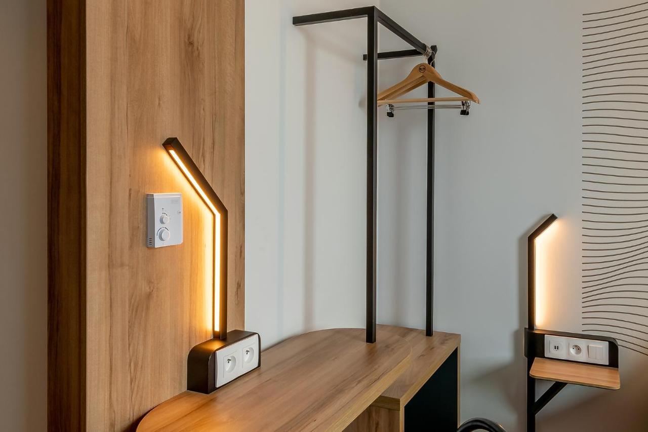 B&B Hotel Dreux Nord Dış mekan fotoğraf